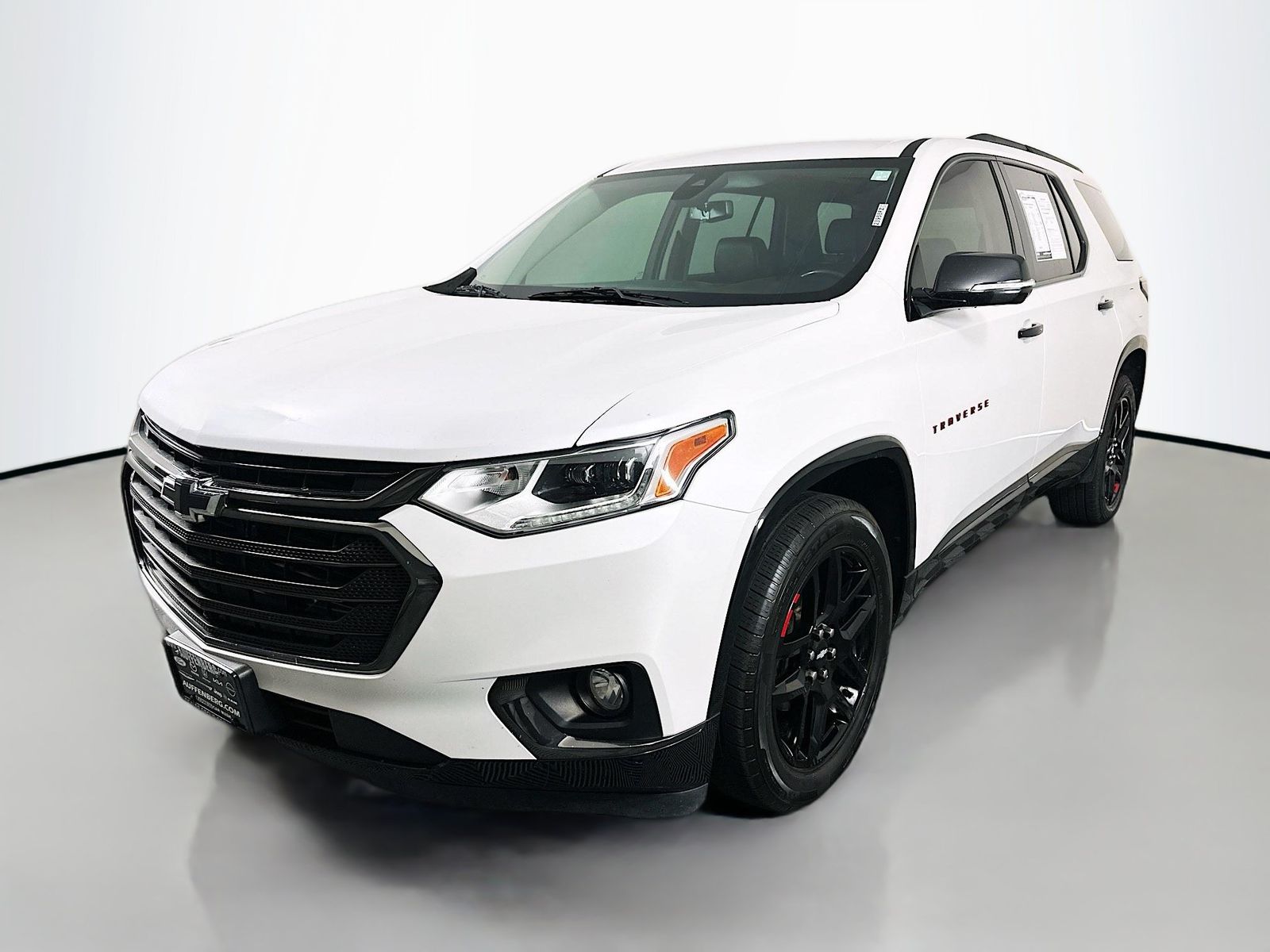 View vehicle photo 3