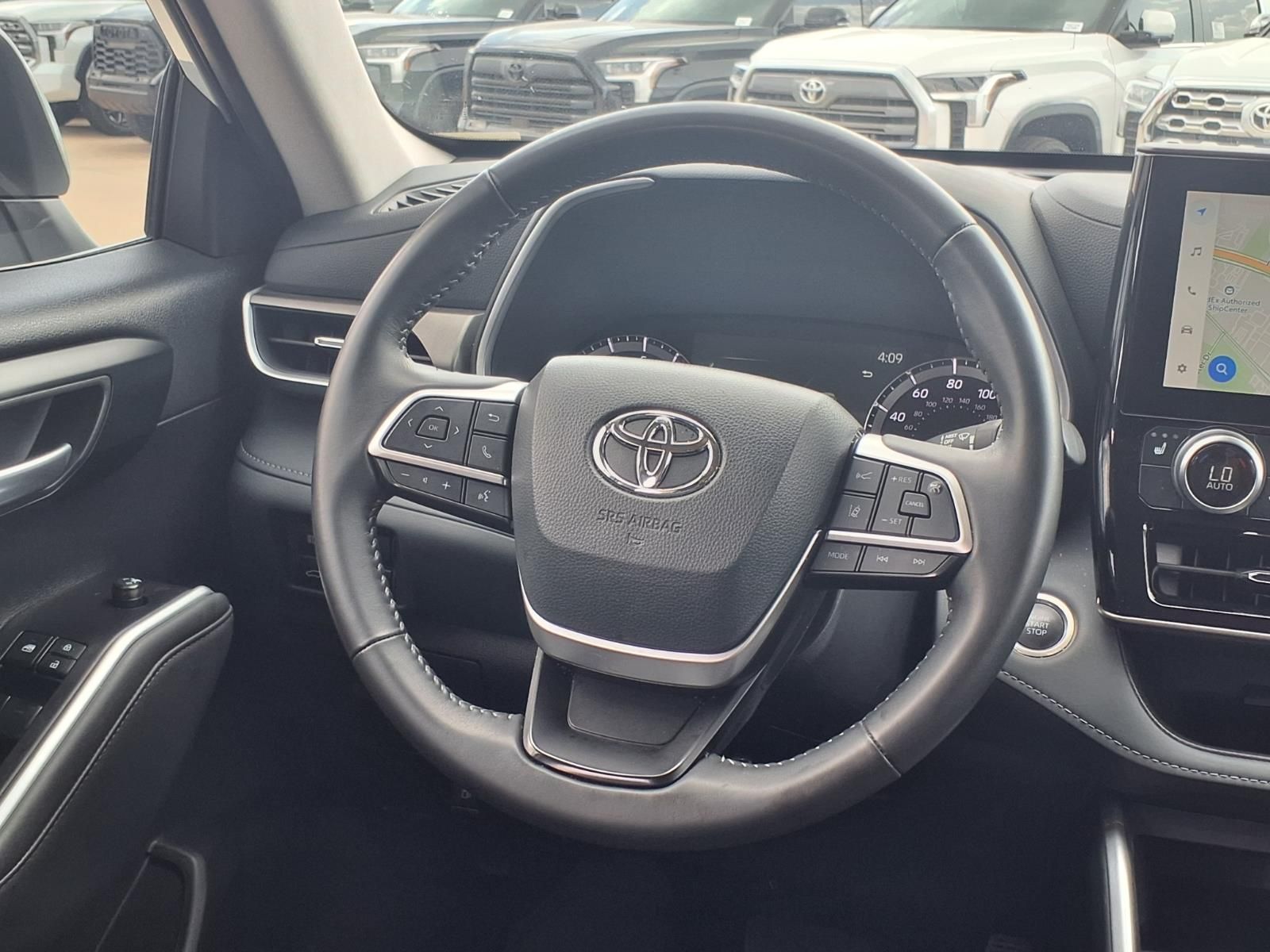 2025 Toyota Highlander XLE Beige at Gullo Toyota