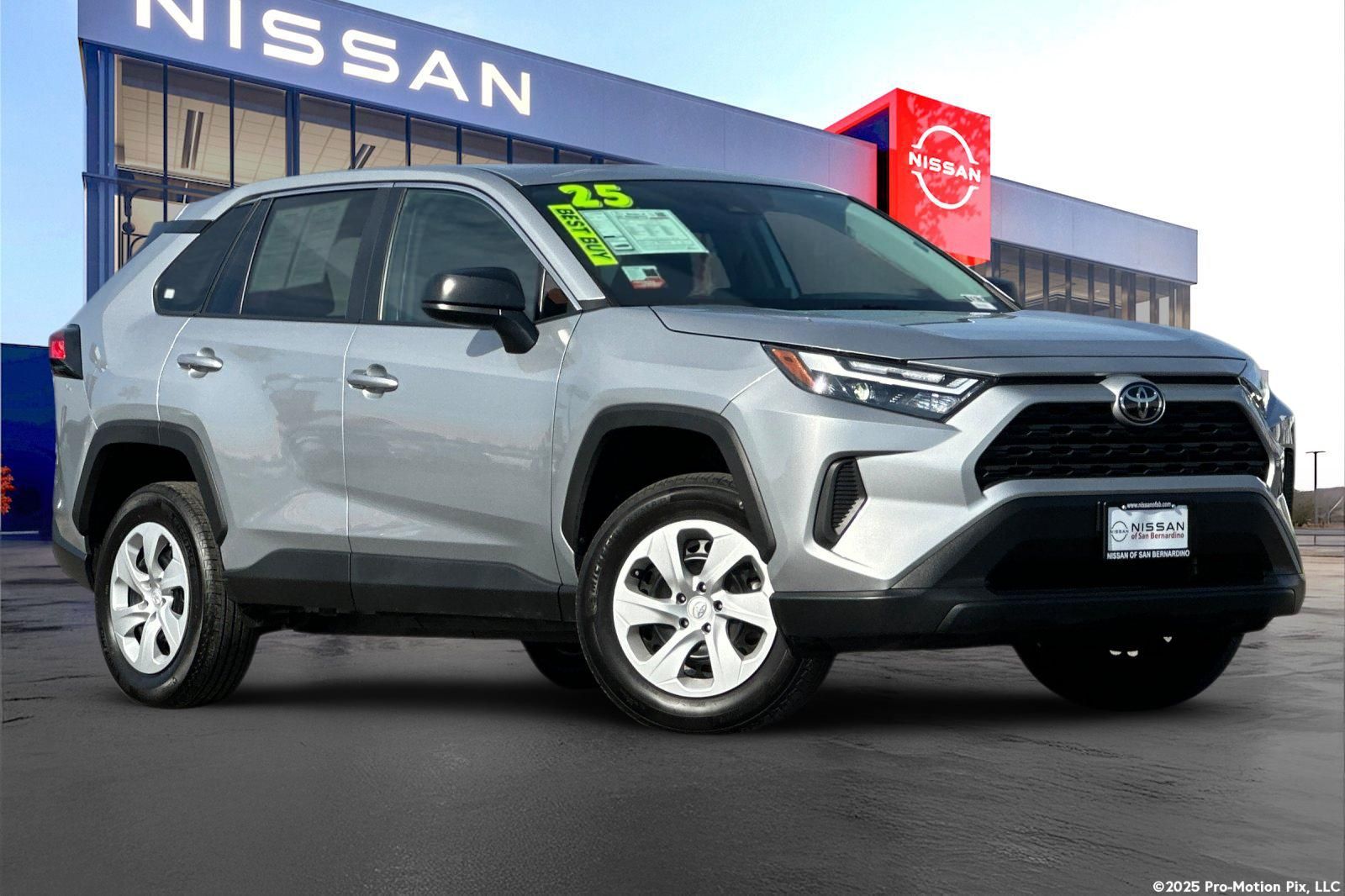 2025 Toyota RAV4 LE AWD