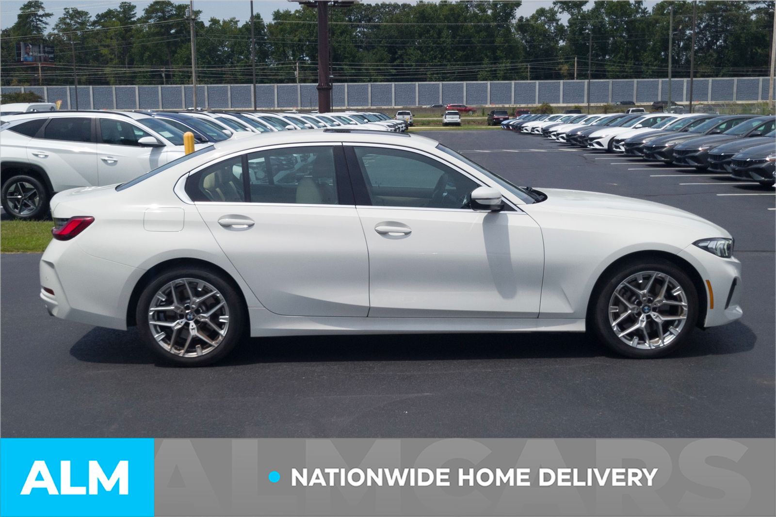 Used 2026 Alpine White BMW 330i image 4