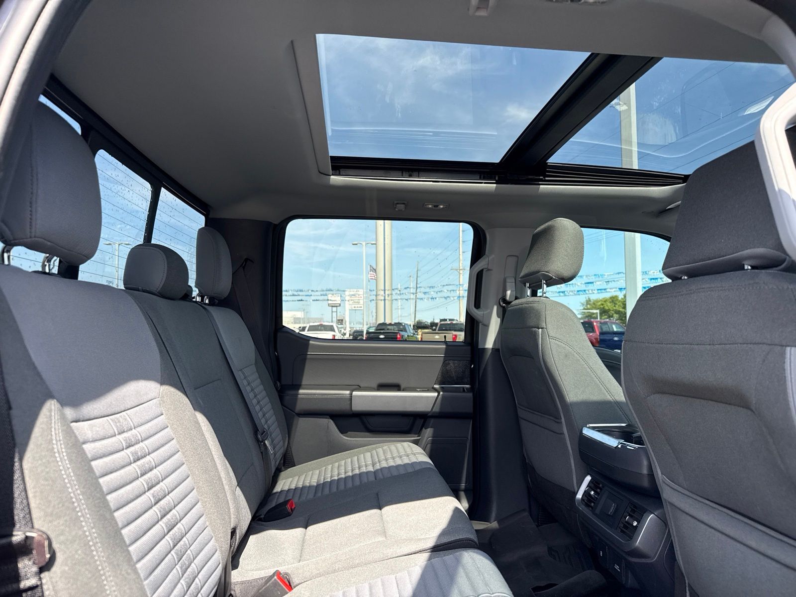 2023 Ford F-150 image 8