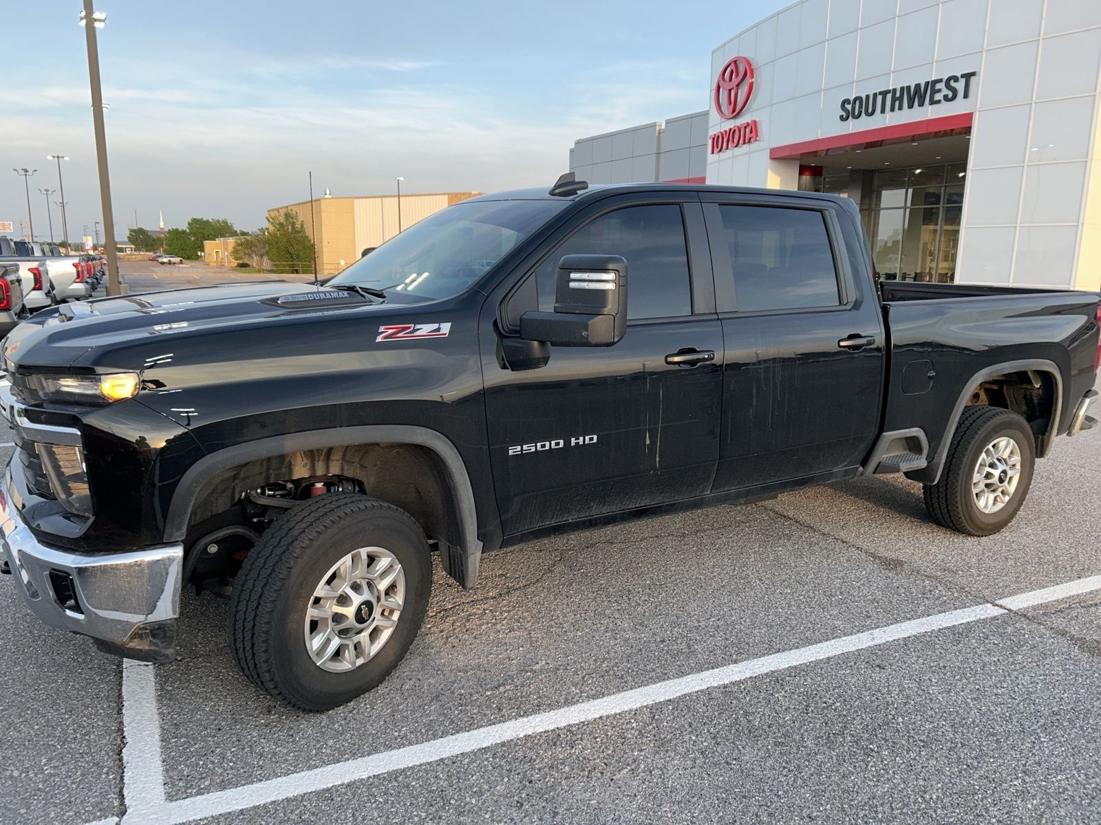 Black 2025 Chevrolet Silverado 2500HD LT Crew Cab 4WD Pickup Truck Four-Wheel Drive Automatic
