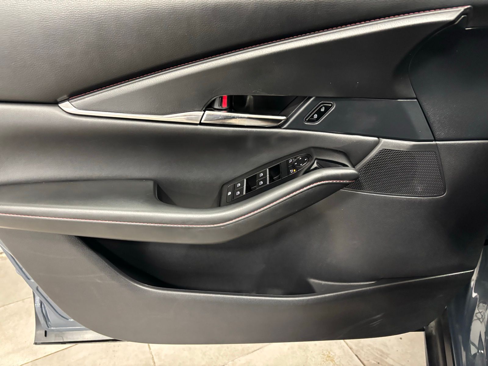 Used Car 2024 Mazda Cx-30  2.5 S Carbon Edition For Sale Under $25,000 In Austin, Texas