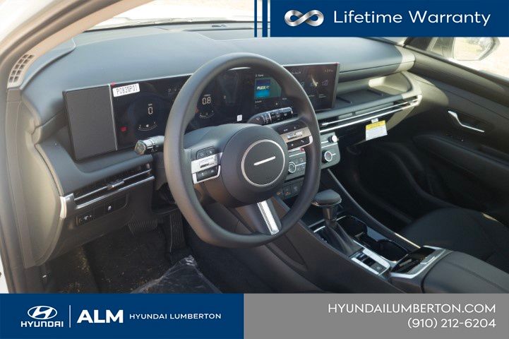 New 2026 Serenity White Pearl Hyundai SE FWD image 13