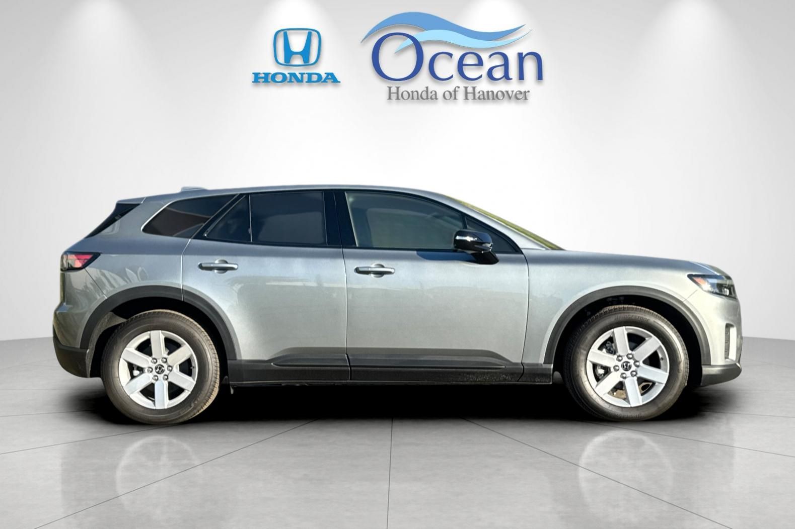 New 2026 Mercury Silver Metallic Honda EX image 6