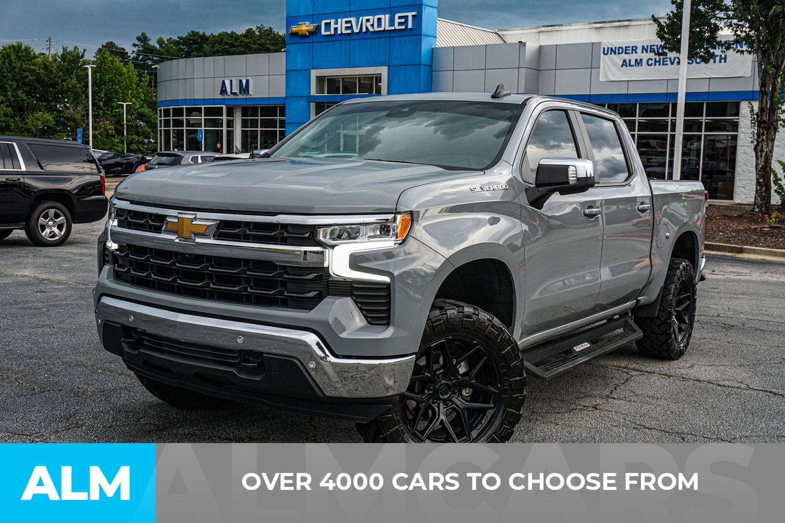 Used 2024 Gray Chevrolet LT image 3