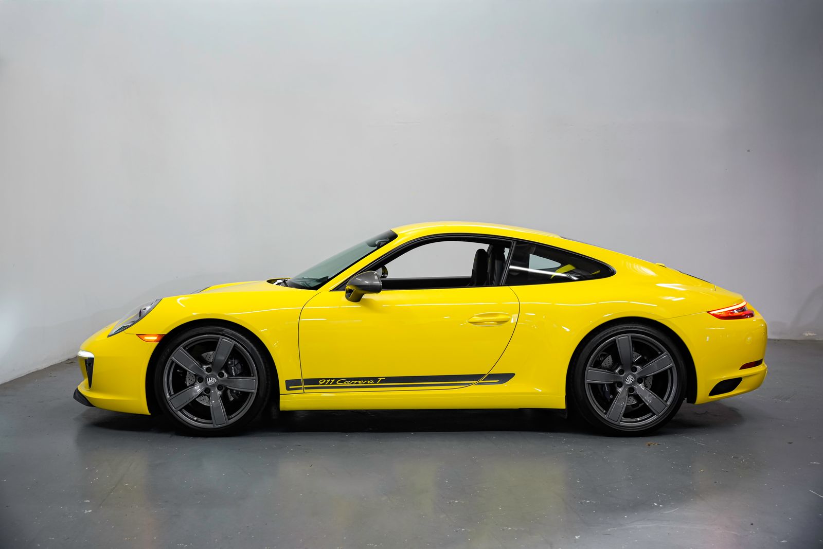 2018 Porsche 911 Carrera T — photo 8