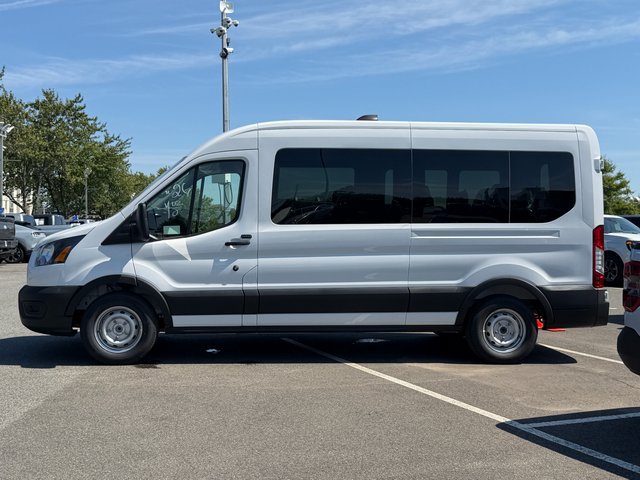 New 2027 Oxford White Ford XL image 3