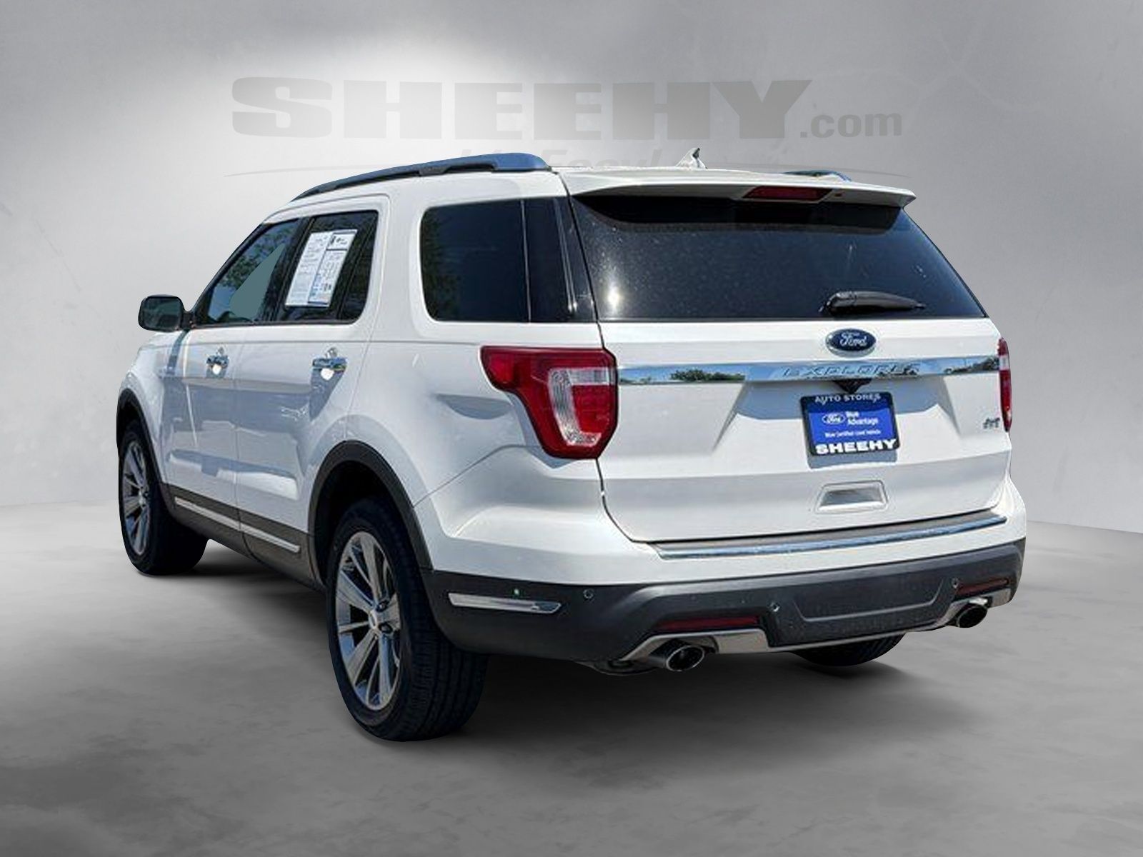 Certified Used 2018 White Platinum Tri-Coat Metallic Ford Limited image 12