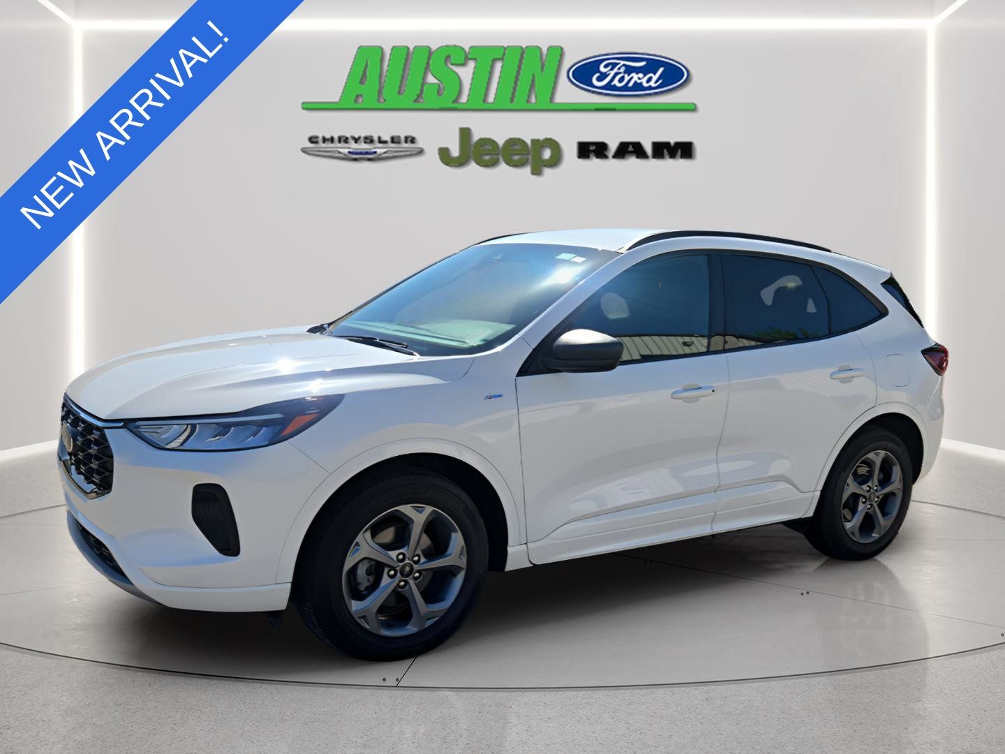 White Metallic 2023 Ford Escape SUV / Crossover All-Wheel Drive 8-Speed Automatic