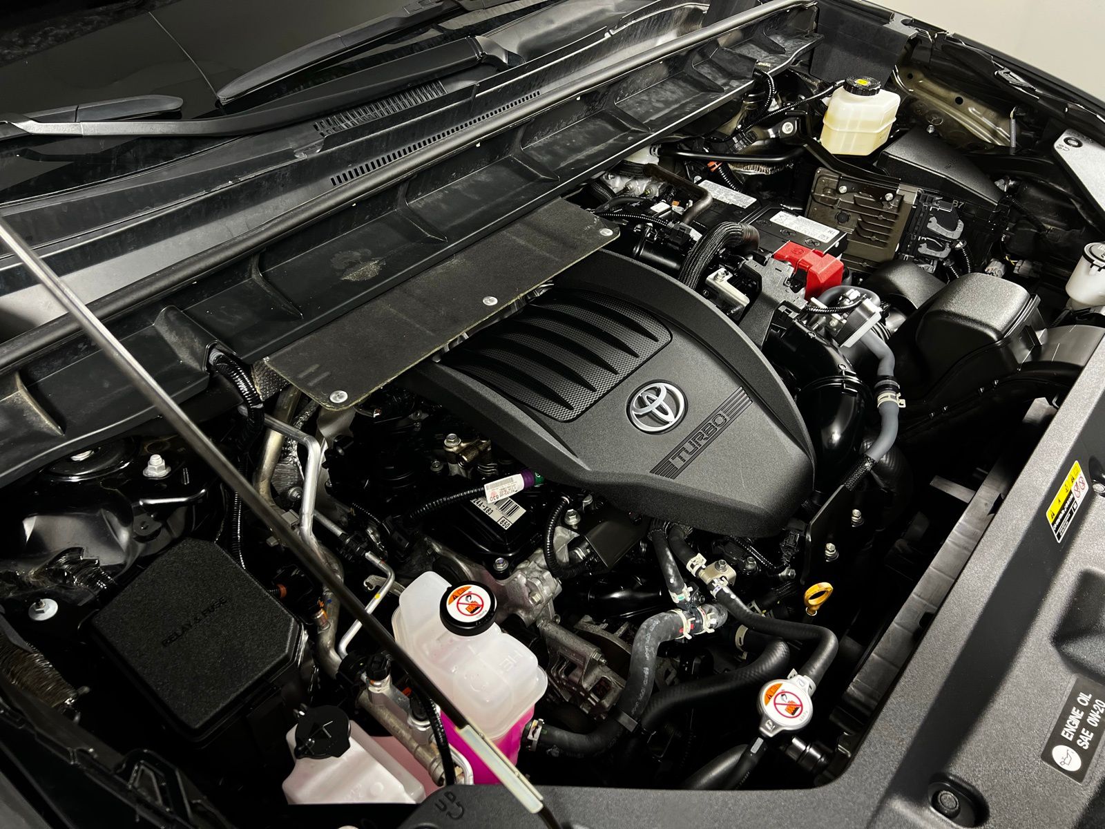 2024 Toyota Highlander XLE 10