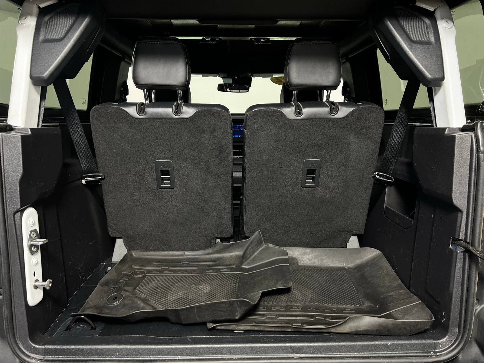 Thumbnail: 2022 Ford Bronco - 24