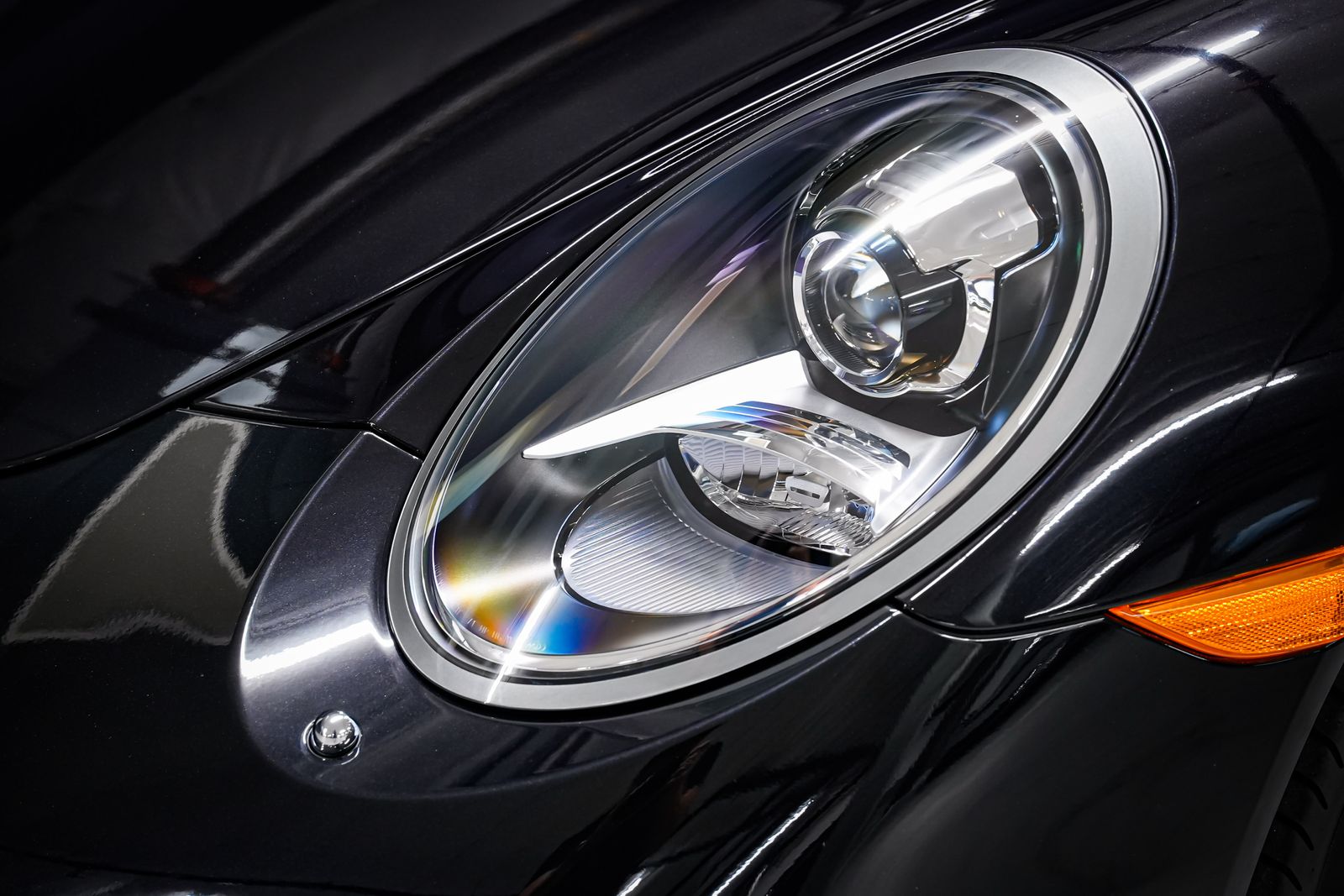 2015 Porsche 911 Carrera 4S — photo 33