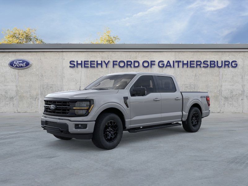 New 2026 White Ford XLT image 2