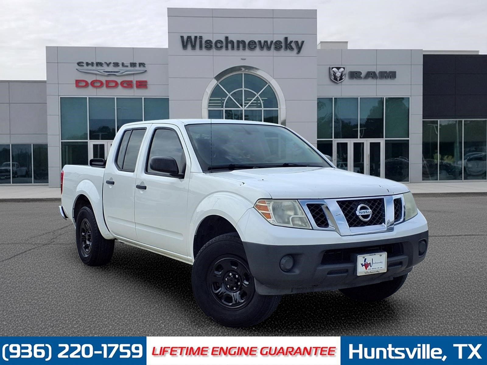 Glacier White 2015 Nissan Frontier Pickup Truck 4X2 5-Speed Automatic Overdrive