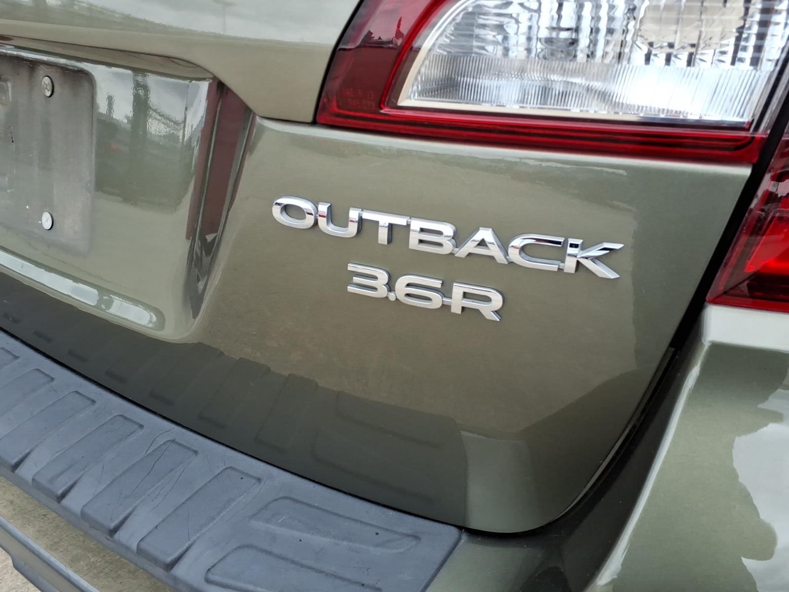 2019 Subaru Outback 3.6R Green at Emmons Autoplex