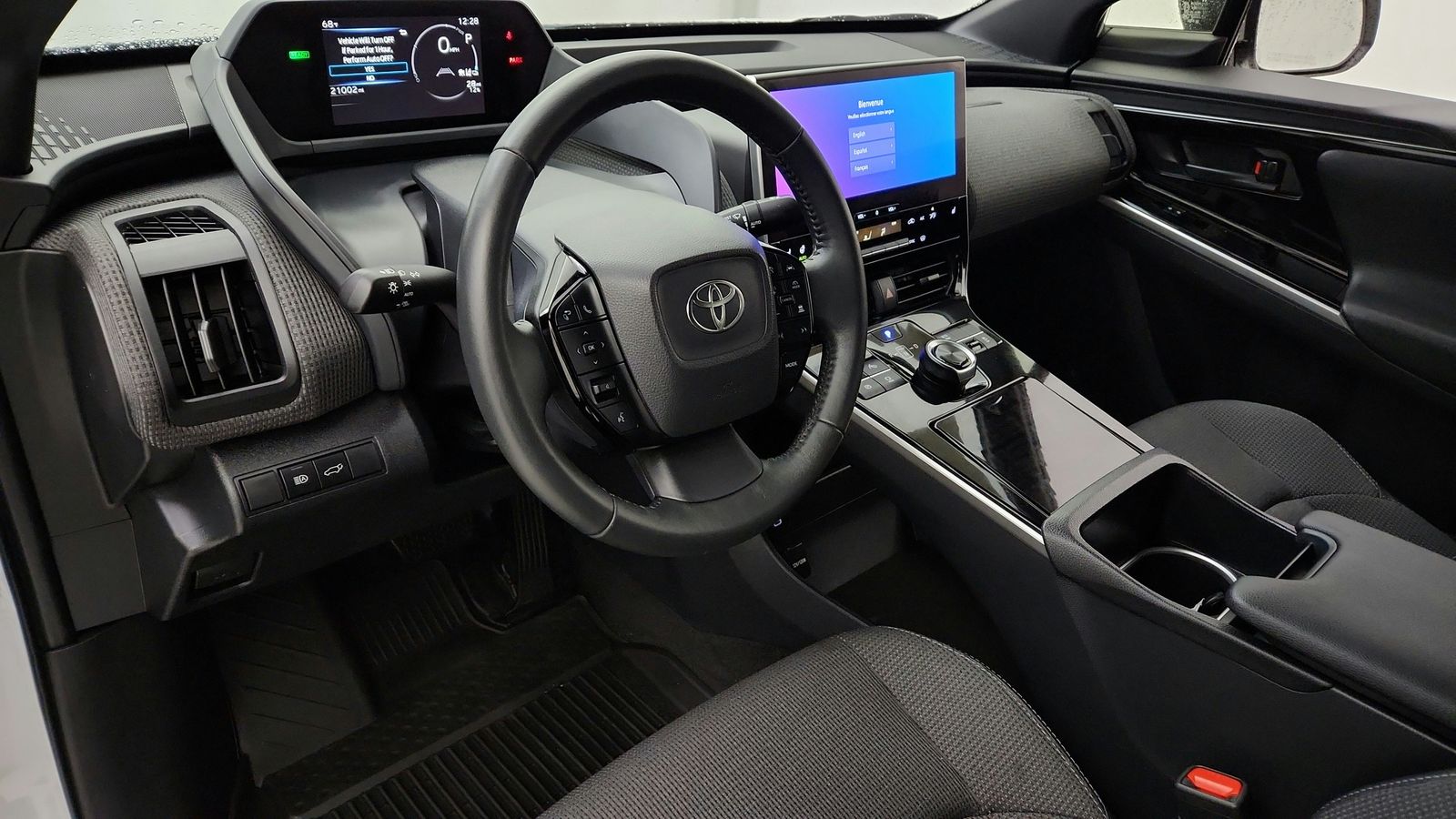 Used 2025 Beige Toyota XLE image 25