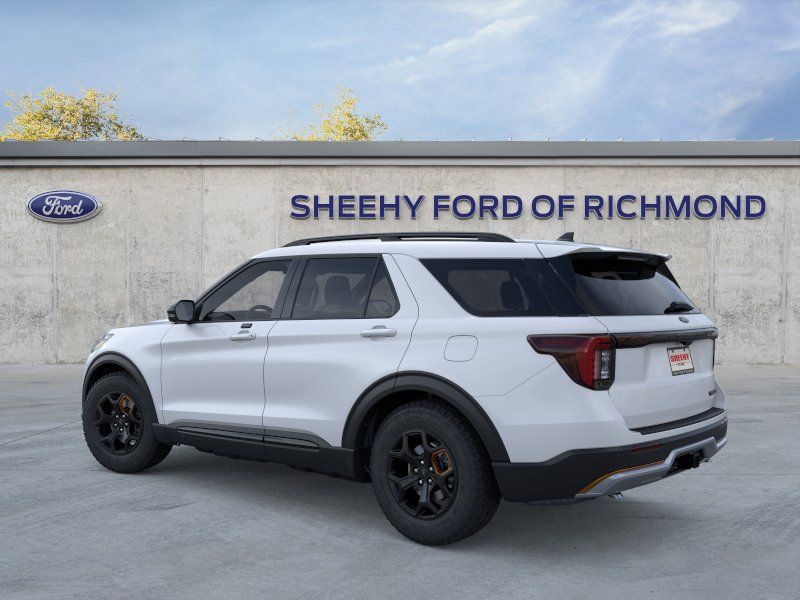 New 2026 Space White Metallic Ford Tremor image 5