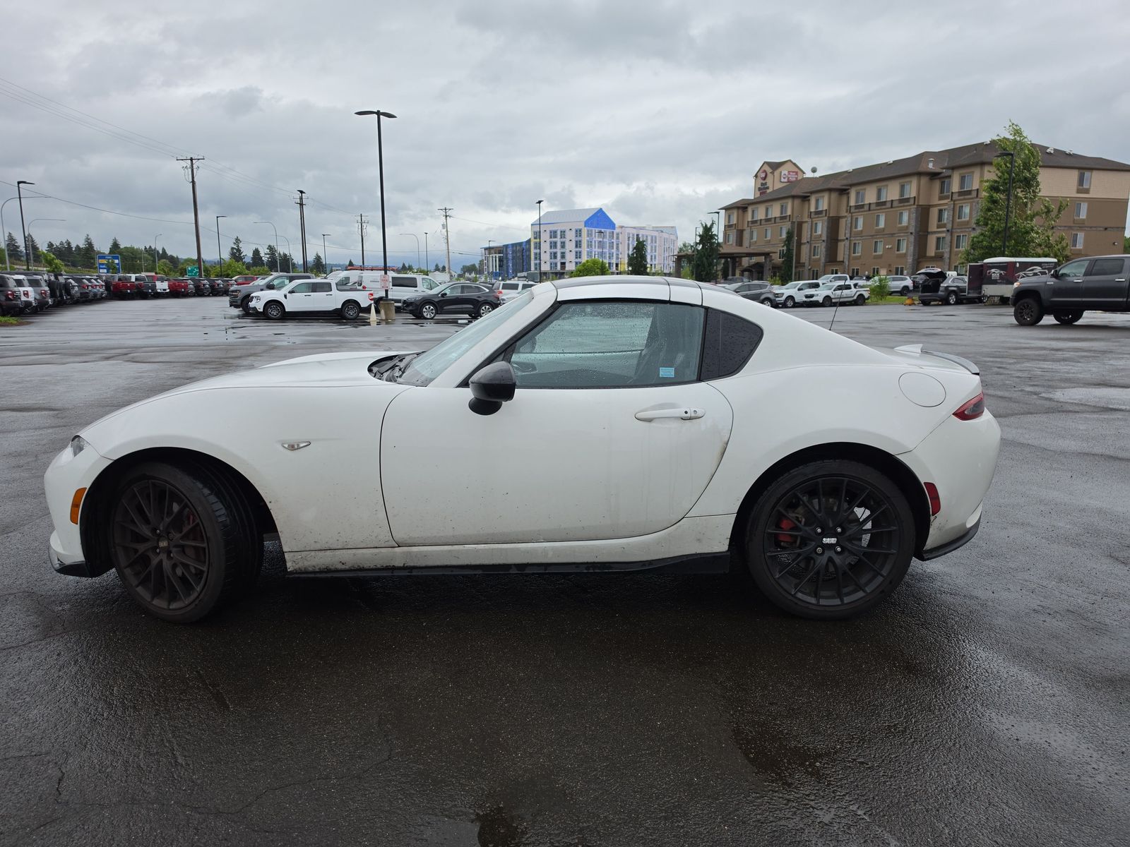 Arctic White 2021 Mazda MX-5 Miata RF Club RWD Convertible Rear-Wheel Drive 6-Speed Manual