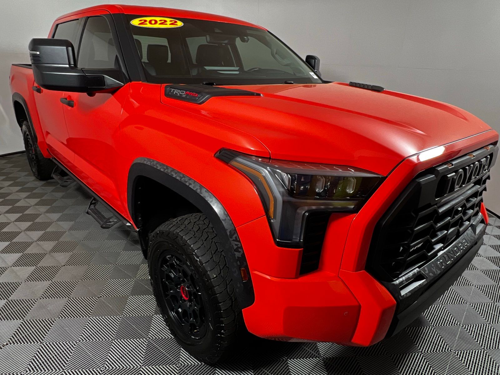 Thumbnail: 2022 Toyota Tundra - 3