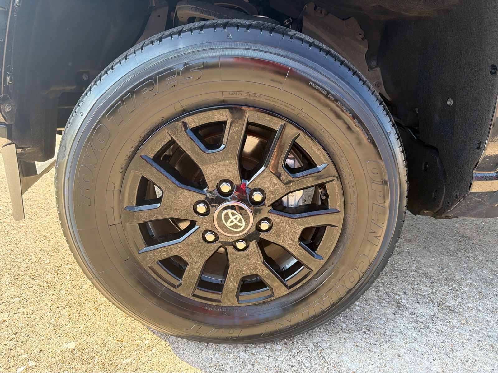 2025 Toyota Tacoma SR5 - 6