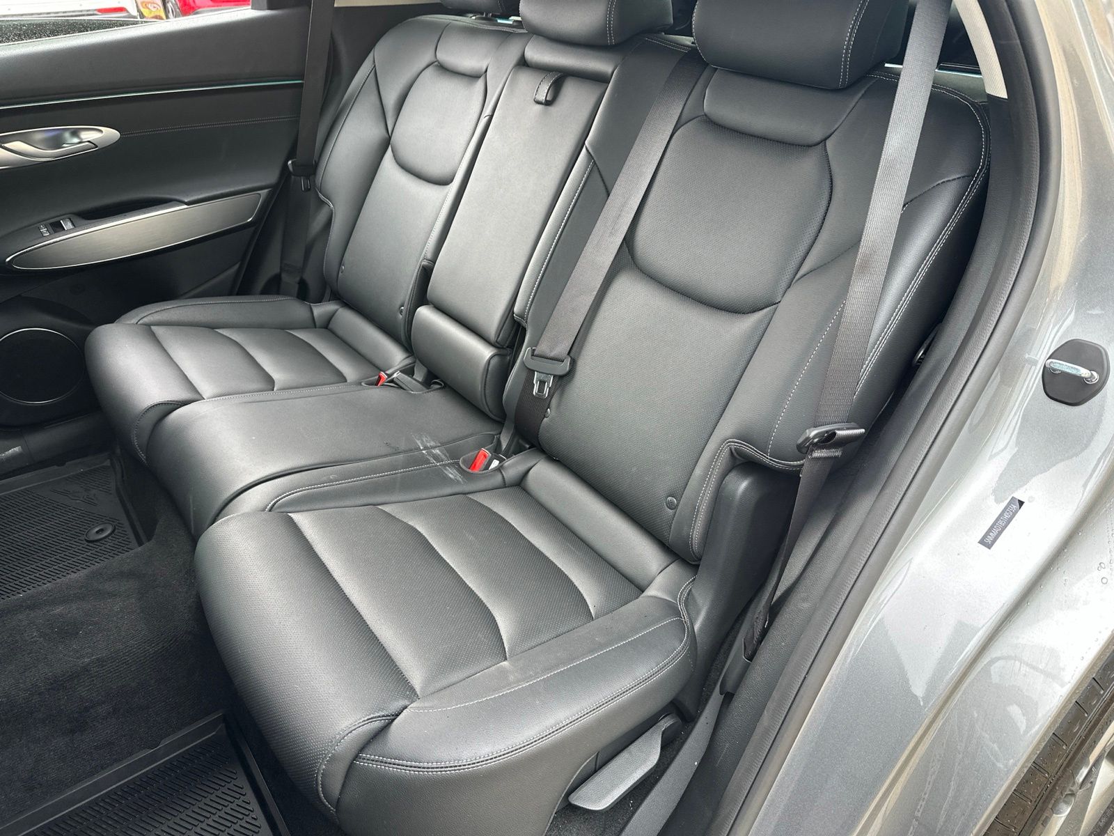 Used 2026 Silver Genesis 2.5T Select image 6