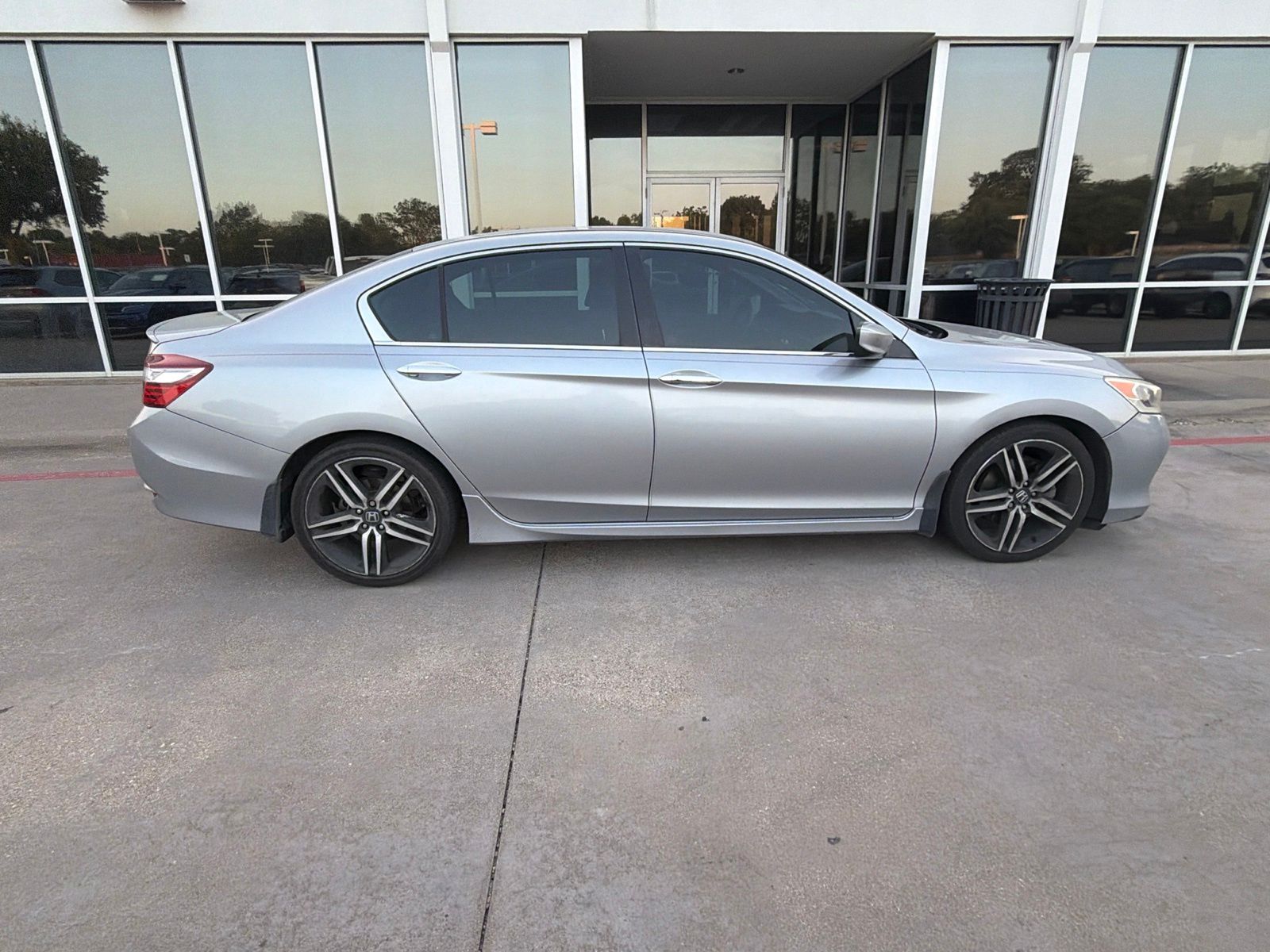 car-gallery-4