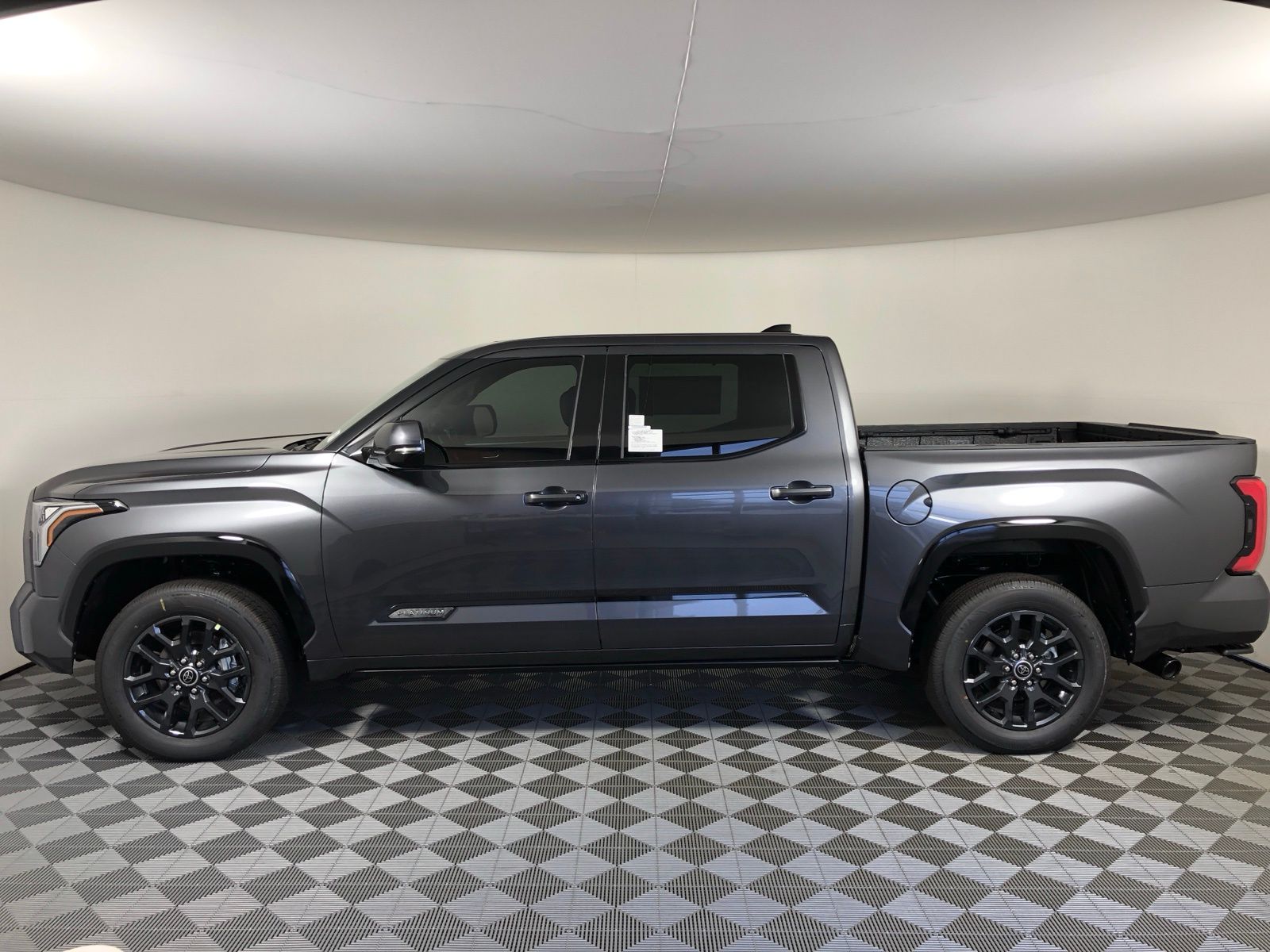 2025 Toyota Tundra Platinum 8
