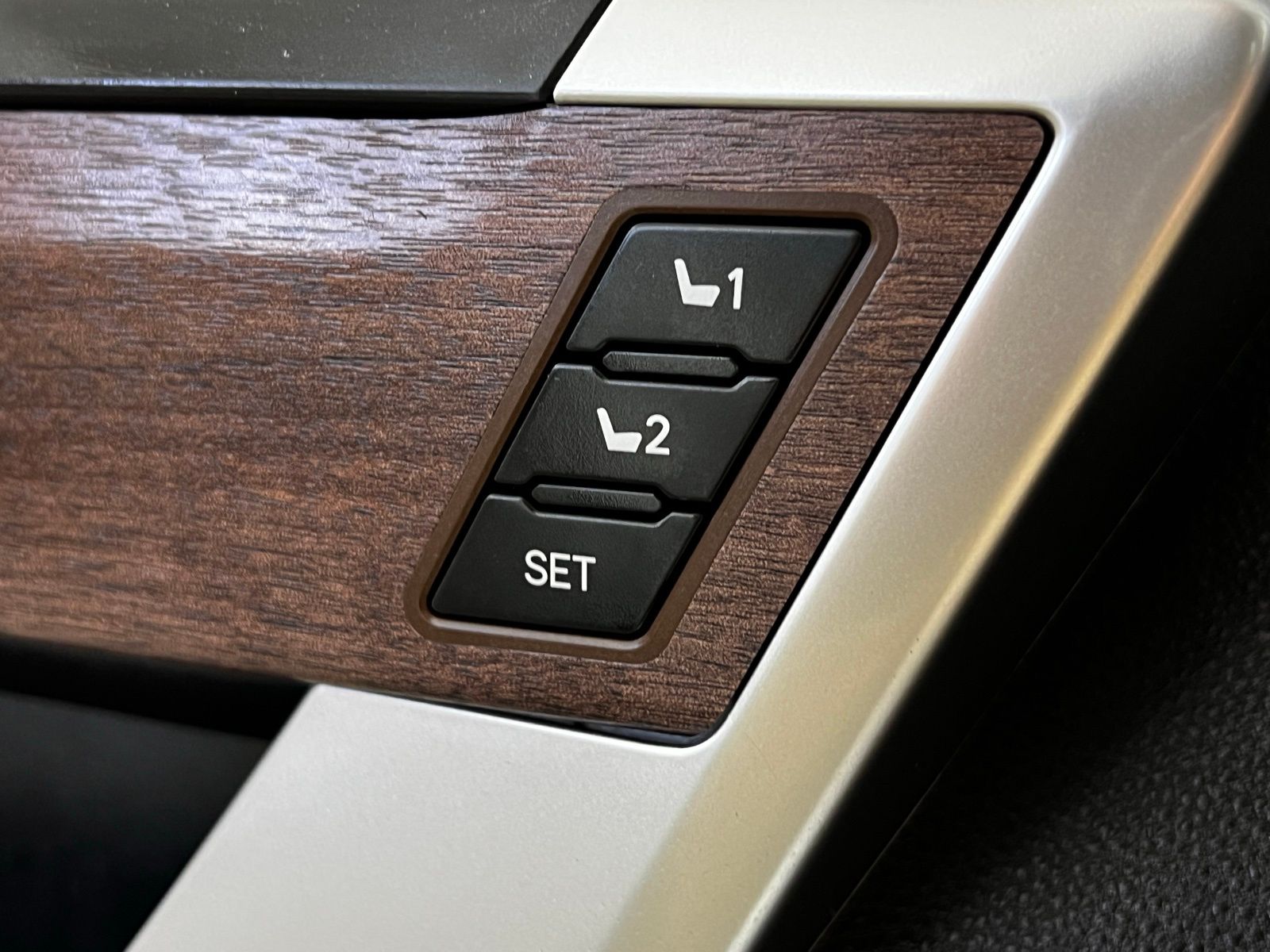 Thumbnail: 2023 Toyota Sequoia - 15