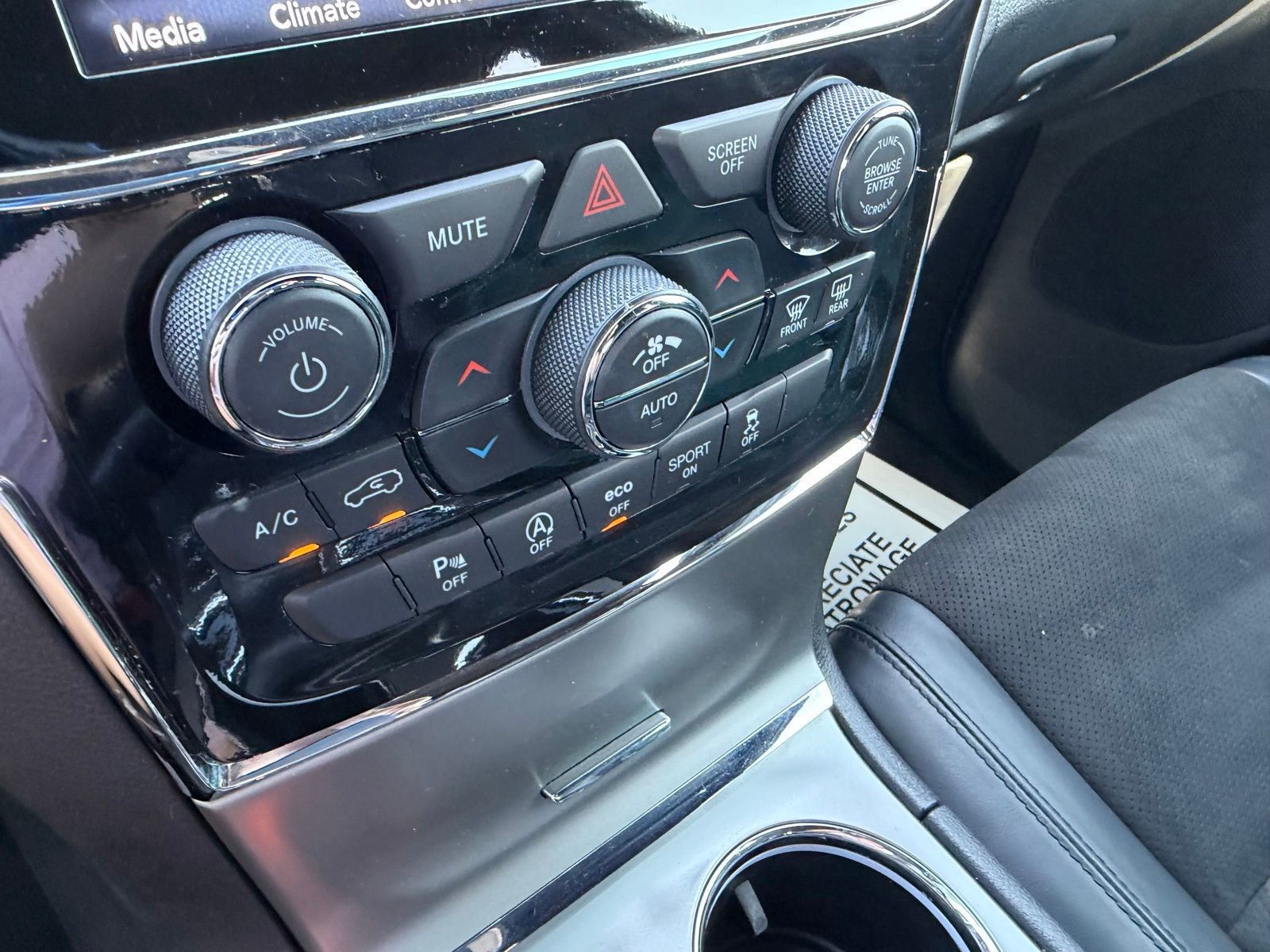 2022 Jeep Grand Cherokee WK image 23