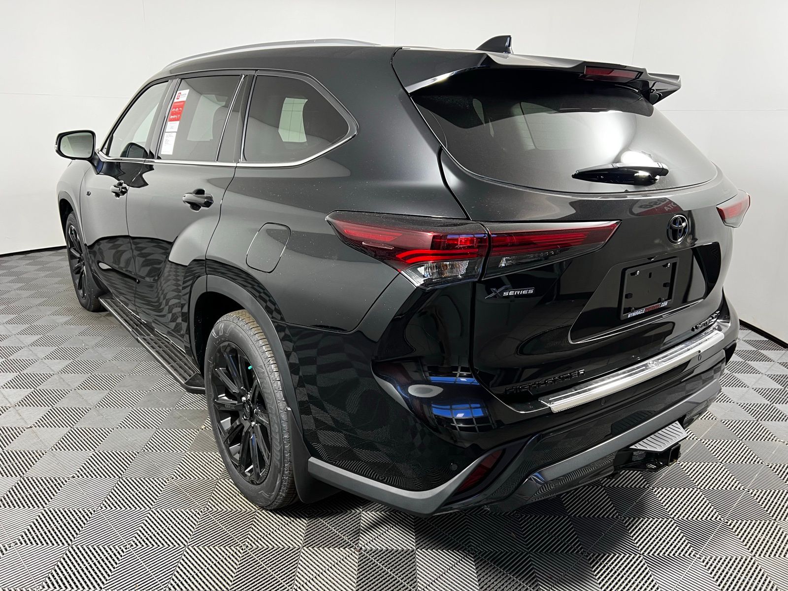 Thumbnail: 2026 Toyota Highlander - 7