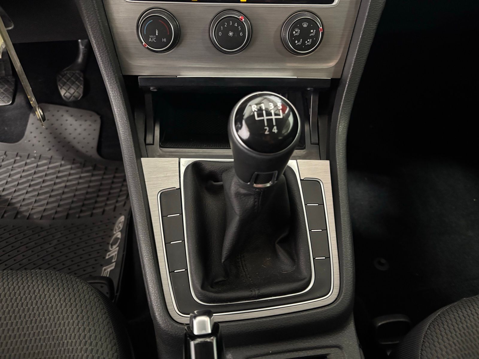 Used Car 2016 Volkswagen Golf Sportwagen  S For Sale Under $12,000 In Austin, Texas