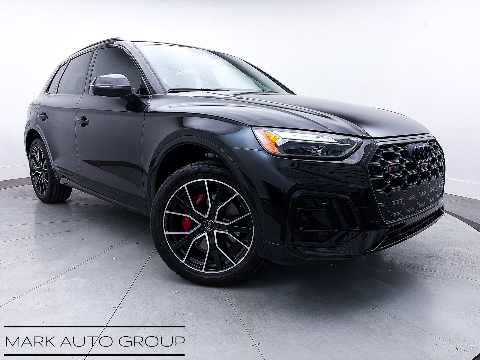2025 Audi SQ5 Premium Plus