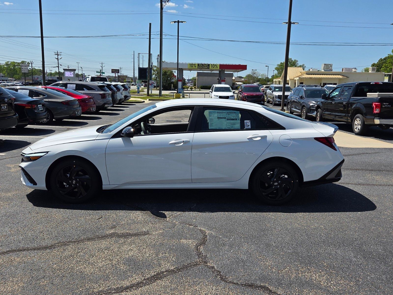New 2026 White HYUNDAI SEL Sport image 4