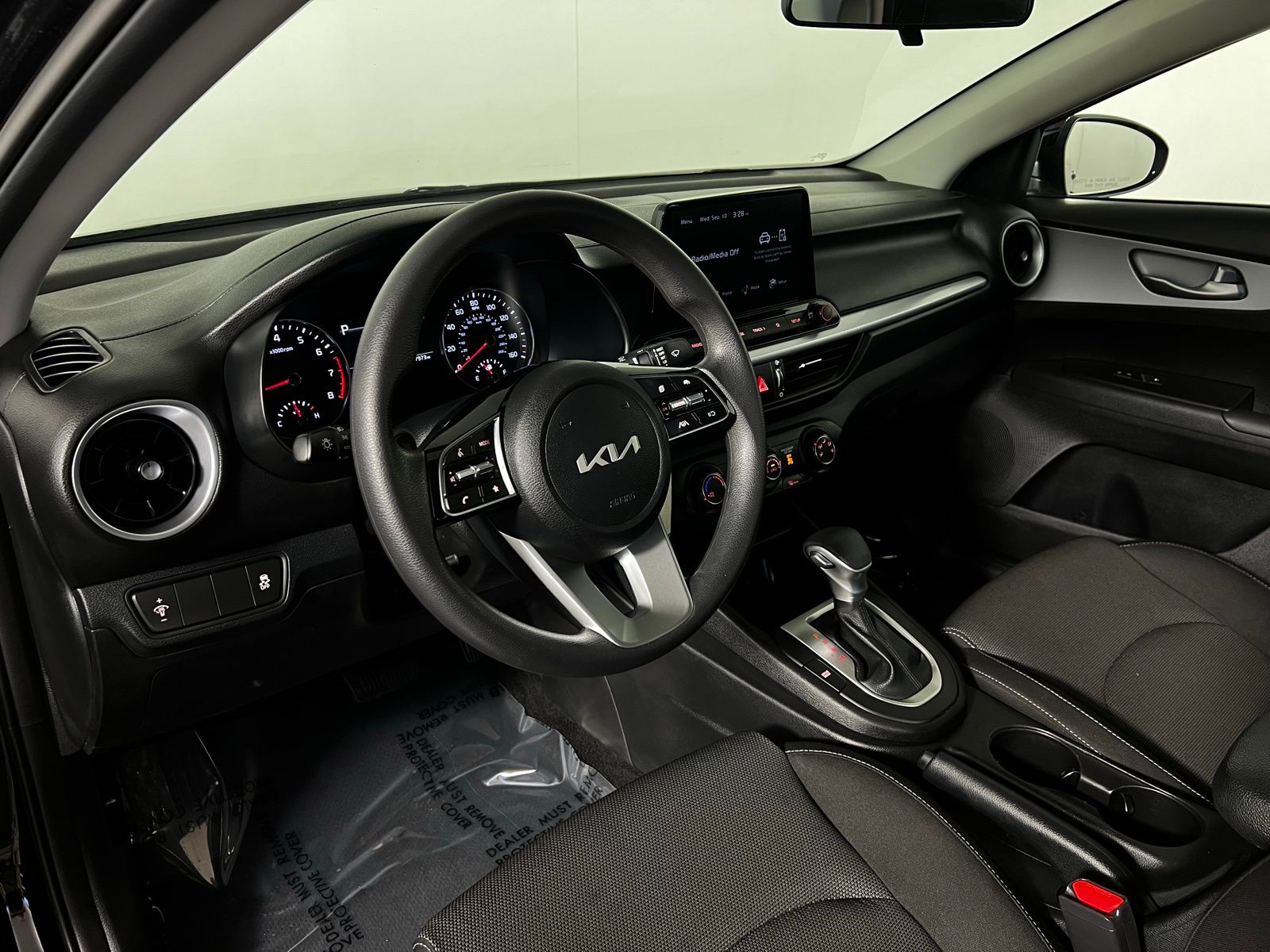 Thumbnail: 2024 Kia Forte - 12