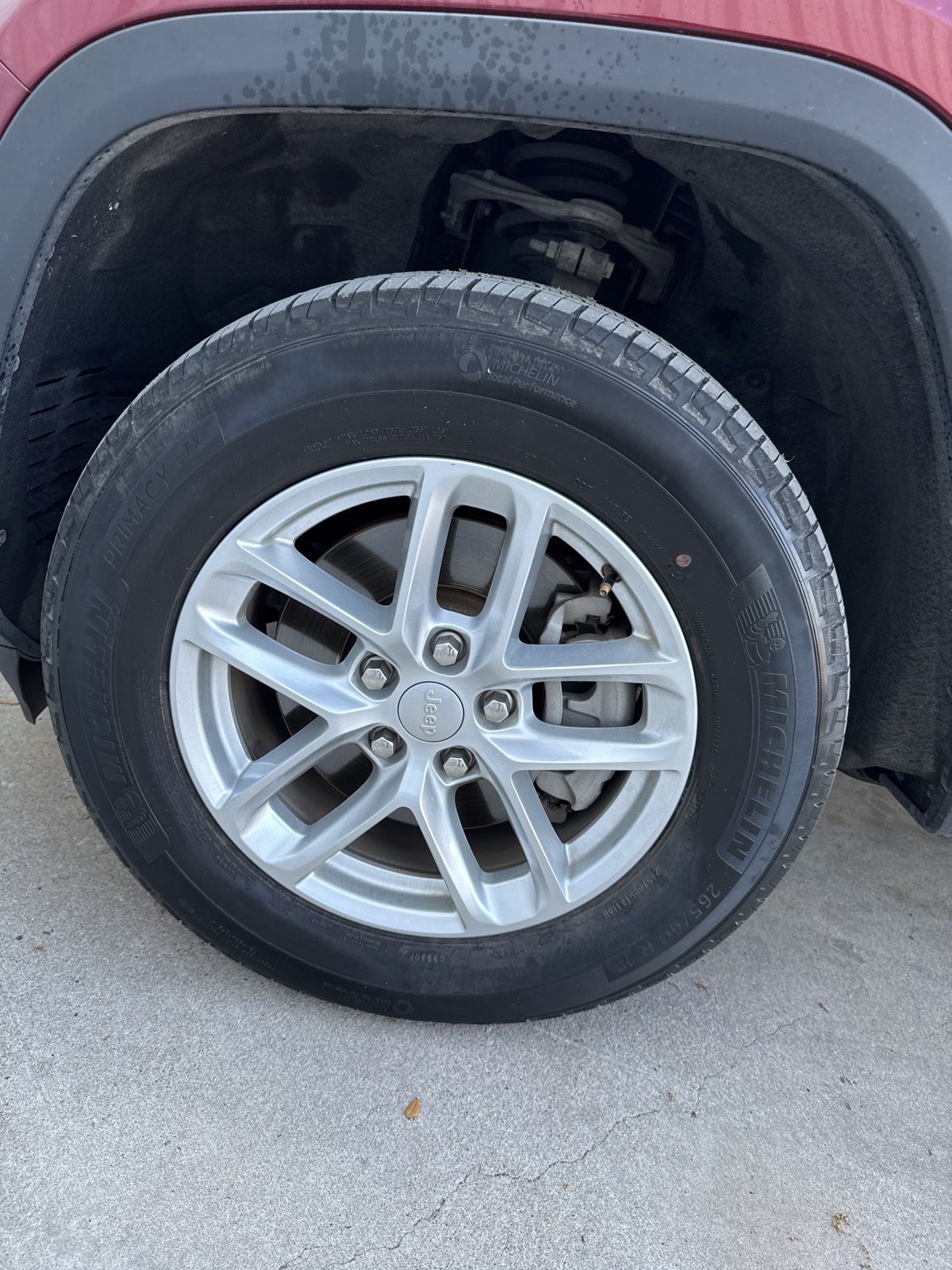 Used Car 2024 Jeep Grand Cherokee L  Laredo For Sale Under $30,000 In Austin, Texas