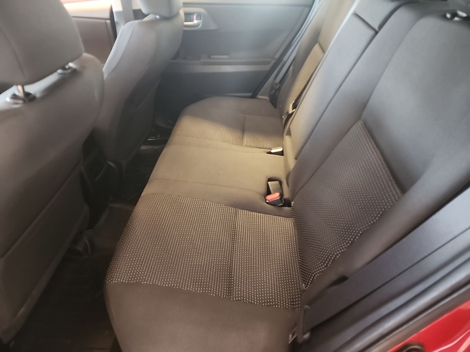 Used 2018 Barcelona Red Metallic Toyota Base image 8