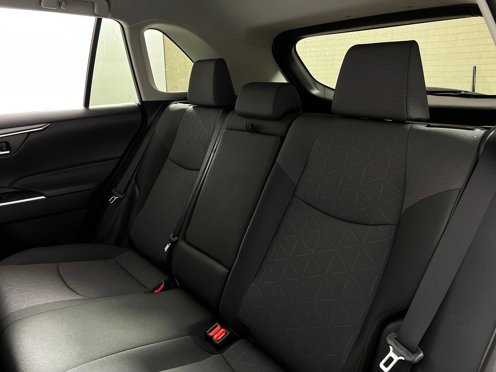 Thumbnail: 2025 Toyota RAV4 - 18