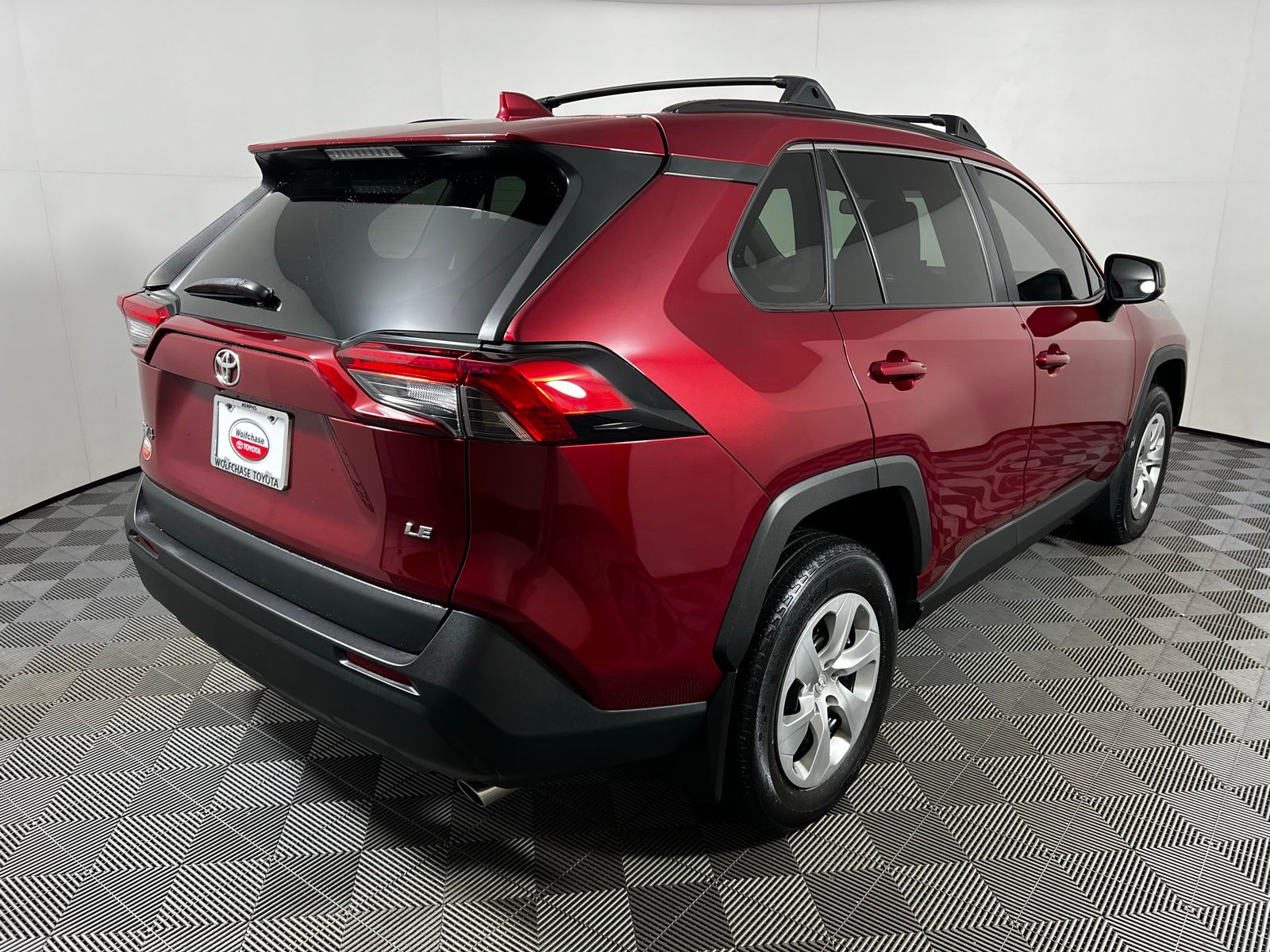 Thumbnail: 2021 Toyota RAV4 - 5
