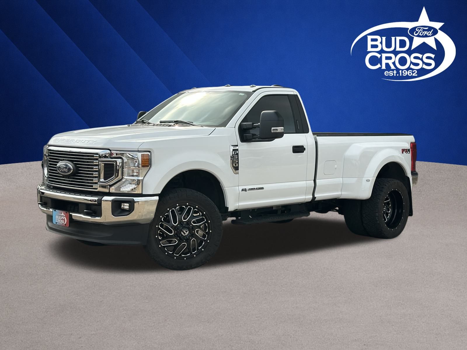 2022 Ford F-350 Super Duty XLT LB DRW 4WD