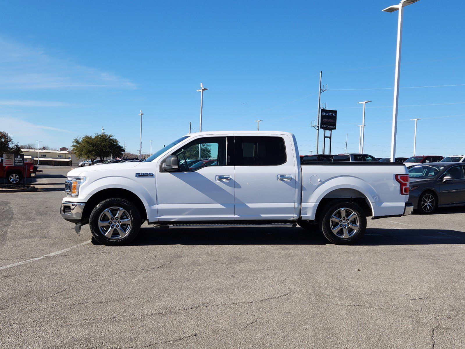 2019 Ford F-150 XLT 3