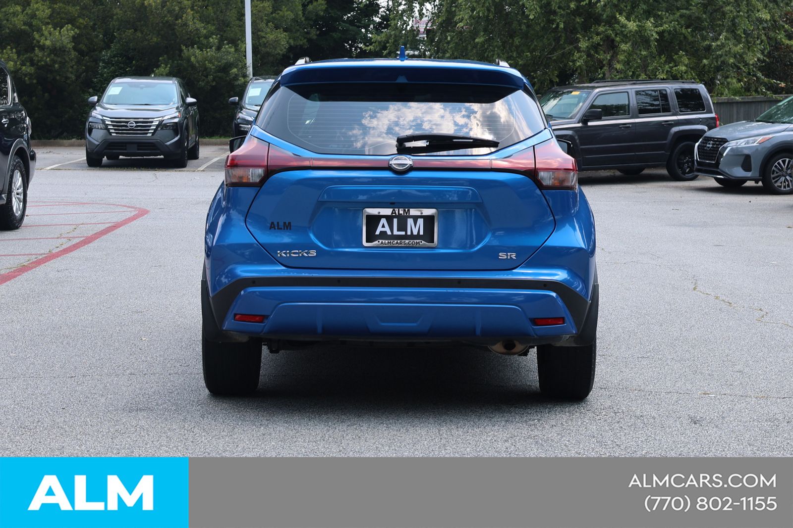 Used 2023 Blue Nissan SR image 12
