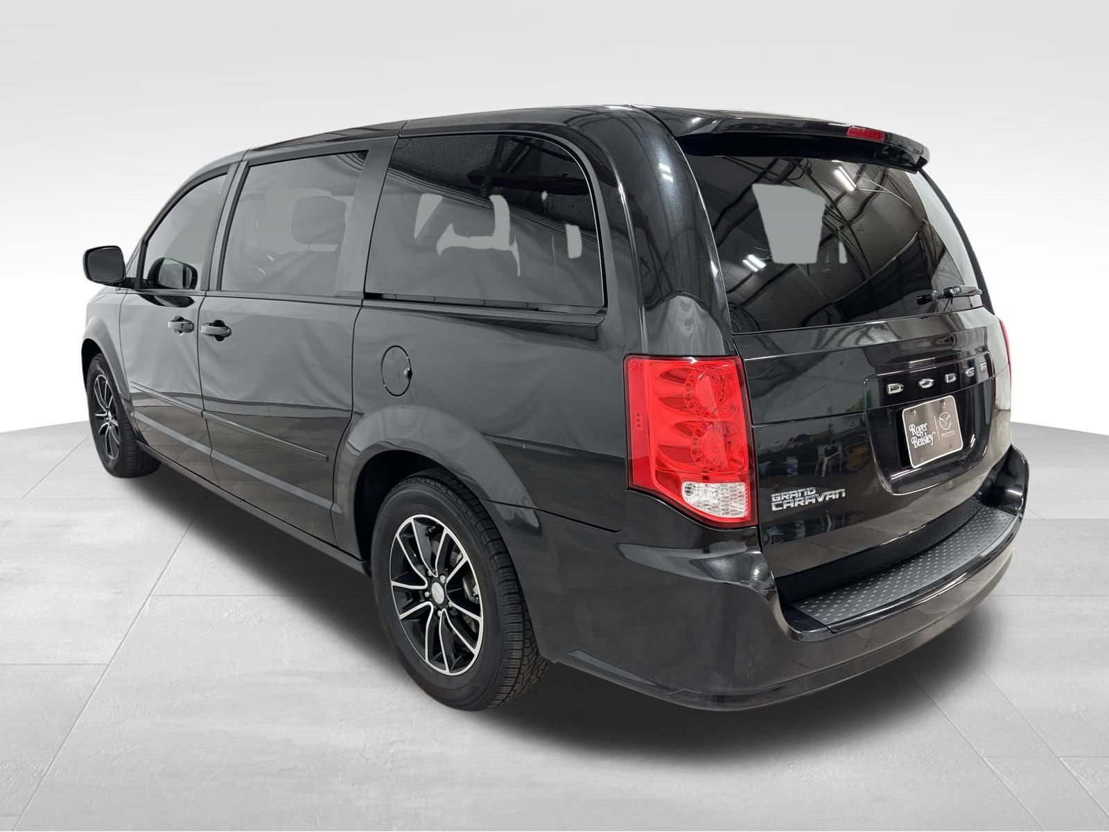 Used Car 2016 Dodge Grand Caravan  Sxt For Sale Under $12,000 In Austin, Texas