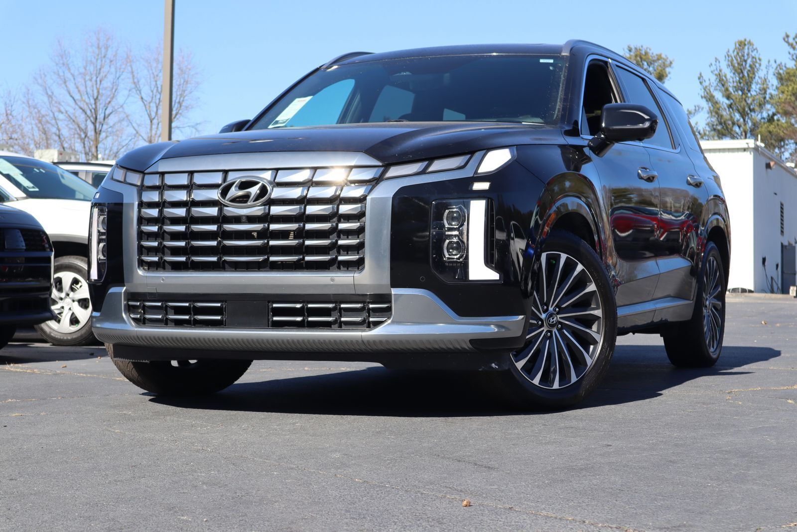 Abyss Black Pearl 2023 Hyundai Palisade Calligraphy FWD SUV / Crossover Front-Wheel Drive 8-Speed Automatic
