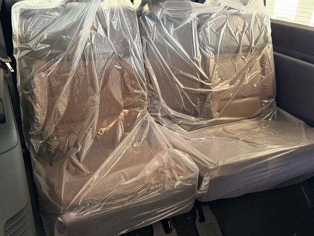New 2027 Star White Metallic Tri-Coat Ford King Ranch image 14