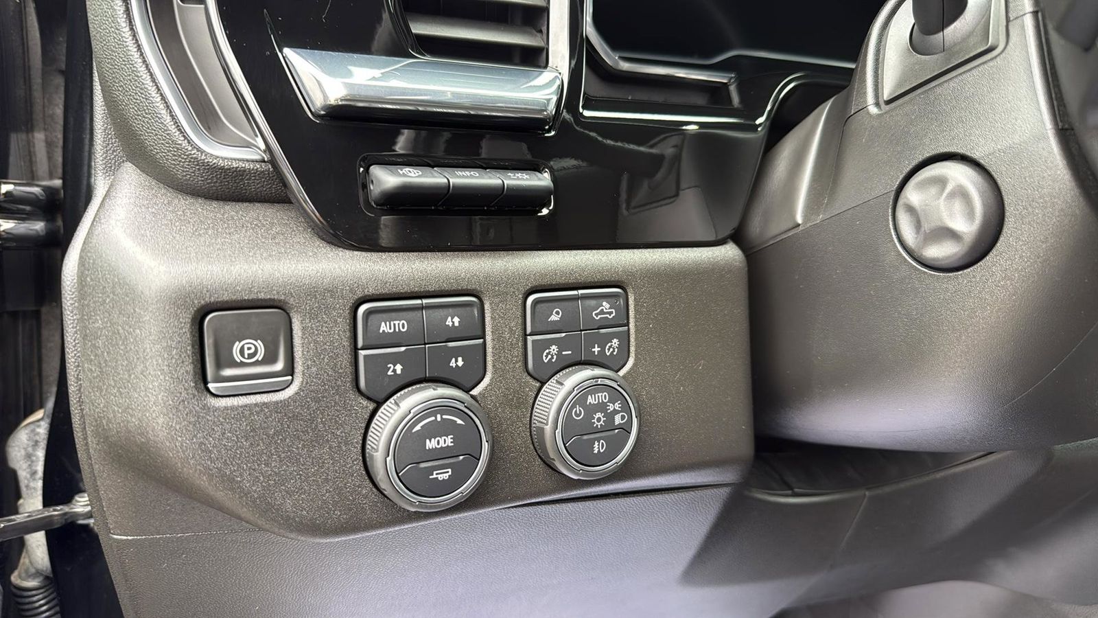 Used Car 2022 Chevrolet Silverado 1500  High Country For Sale Under $50,000 In Austin, Texas