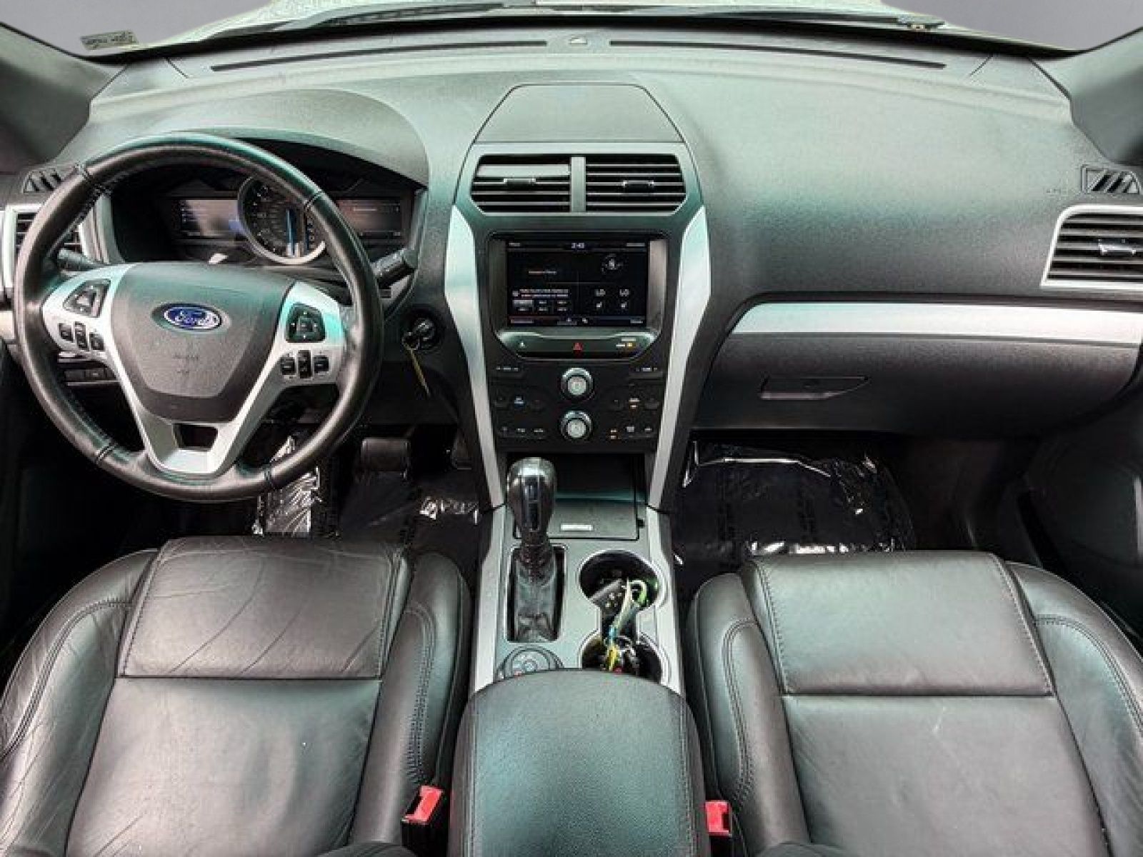 Used 2014 Silver Ford XLT image 3