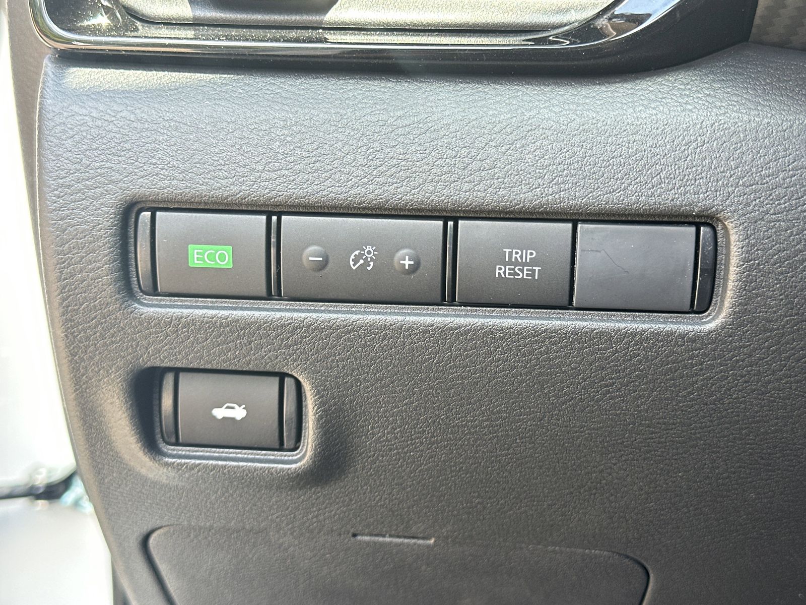 2025 Nissan Sentra SV photo 15