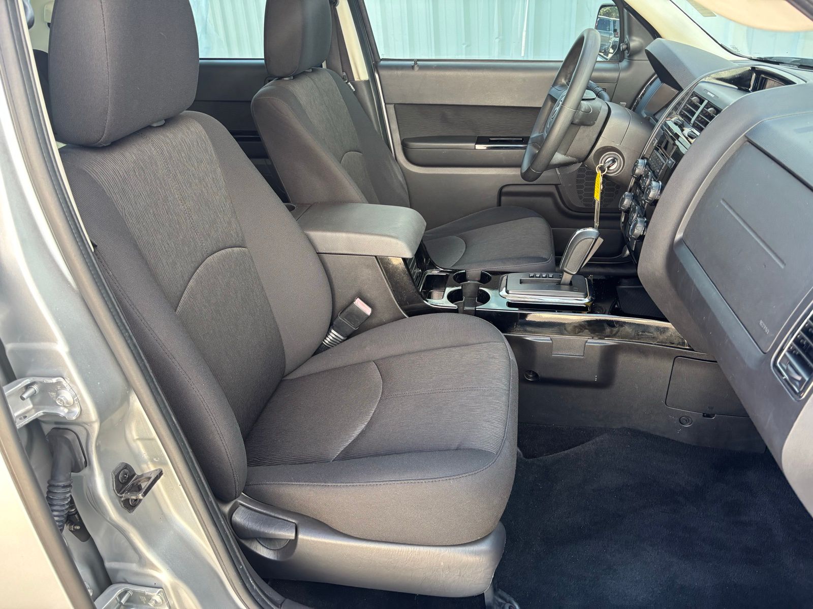 Used Car 2011 Mazda Tribute  I For Sale Under $10,000 In Austin, Texas