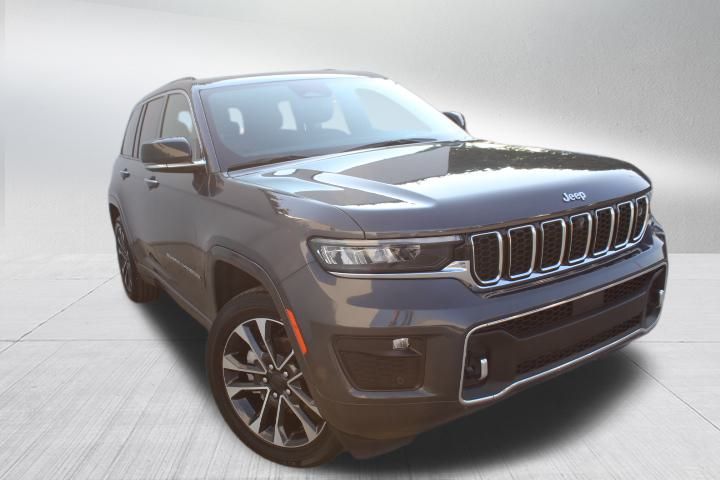 Used Car 2022 Jeep Grand Cherokee  Overland For Sale Under $40,000 In Austin, Texas